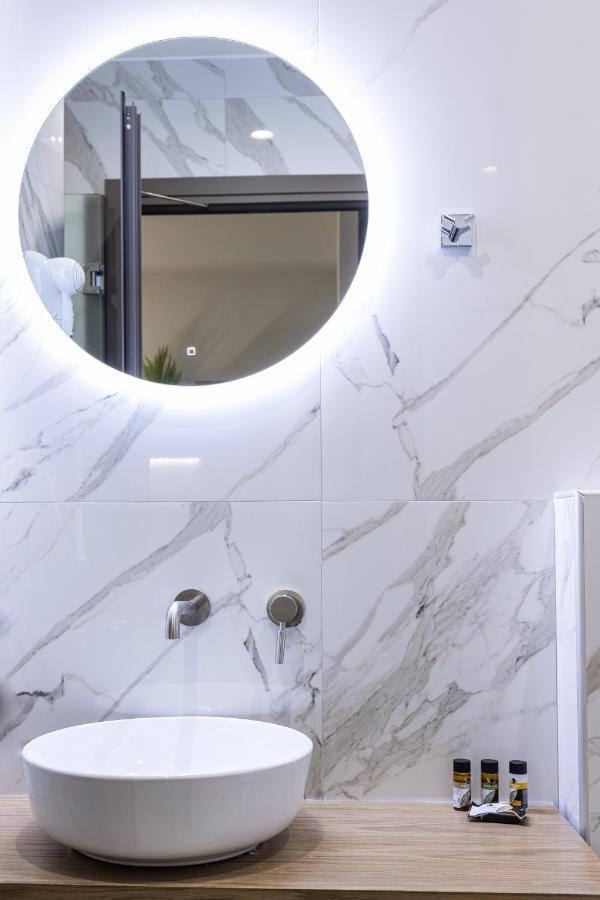Ammos Luxury Apartments Vrasná 外观 照片