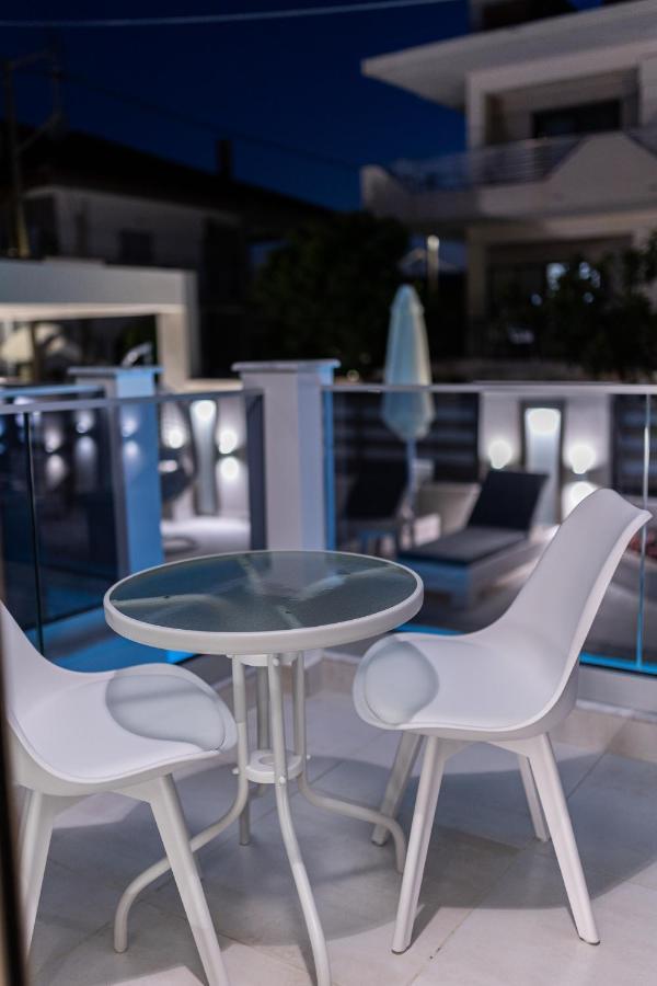 Ammos Luxury Apartments Vrasná 外观 照片