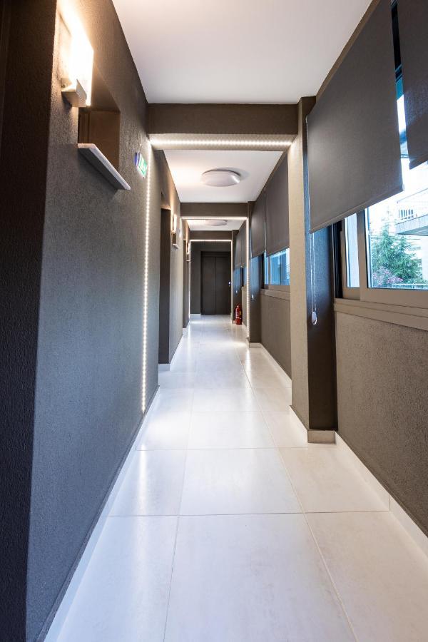 Ammos Luxury Apartments Vrasná 外观 照片